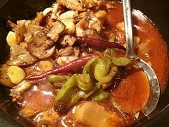 -云海肴·汽锅鸡·云南菜(天山百盛优客店)