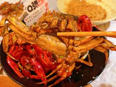 -巴厘龙虾·榜首油焖大虾(音乐学院·沿江酒馆店)