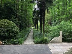 -上海怡沁园度假酒店