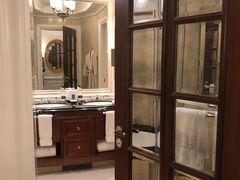 -广州富力丽思卡尔顿酒店