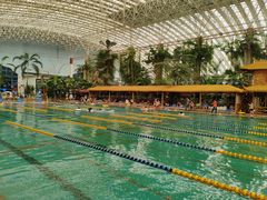 -龙脉温泉室内游泳馆