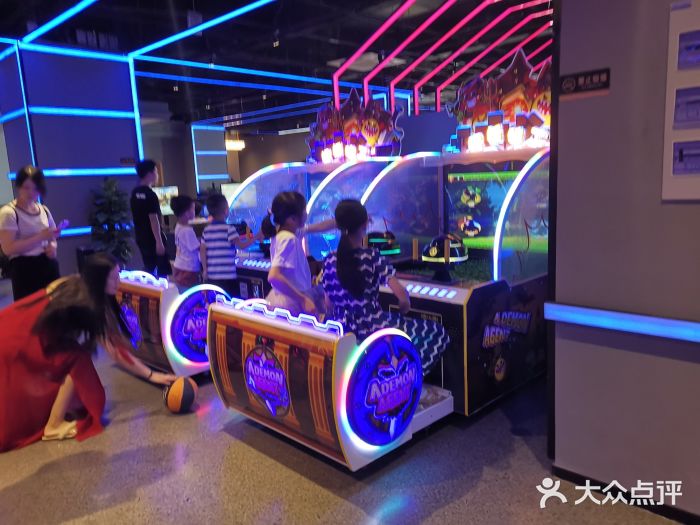 复兴未来·轰趴空间(泰富百货店)图片