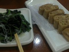 肉饼套餐-宏状元现熬粥·京味菜(三里河店)