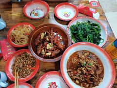 -老三样·美食研究中心(世贸路店)