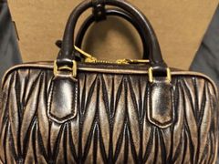 -小飞侠奢侈品回收 寄卖 养护(宝山宝龙广场店)