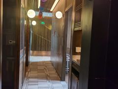 -爱碗亭·鲜炒湖南菜(壹城中心店)