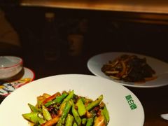 -新白鹿餐厅(滨江银泰店)