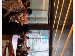 -星巴克臻选(上海合生汇1F店)