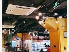 大堂-钢管厂五区小郡肝串串香(南山店)