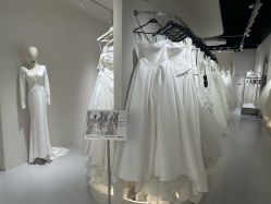 -PAI婚纱礼服设计馆【大牌租赁/高级定制】