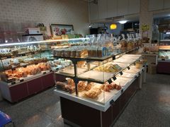 面包甜点陈列柜-新月蛋糕西点专卖店(大麦街店)