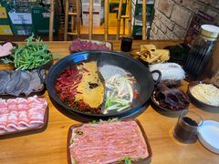 -壹兆圆重庆火锅手工炒底料(长白格林玫瑰湾店)