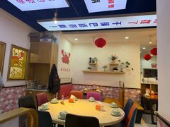 -休记光头香辣蟹干锅(绵竹店)