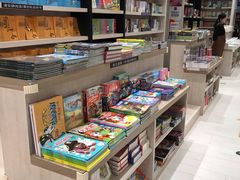 -钟书阁(群光广场店)