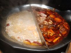 台式麻辣锅-湊湊火锅·茶憩(杭州湖滨银泰in77店)