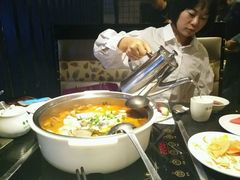 -严厨老坛酸菜鱼(吴江万宝店)