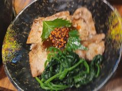 炭烤猪五花肉盖饭-热血兄弟·炭火烤肉(融侨中心店)