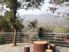 -梅岭月亮湾山体公园