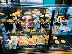 面包甜点陈列柜-星巴克臻选(珠海富华里店)