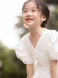 -米兰贝贝·高端儿童摄影旗舰店
