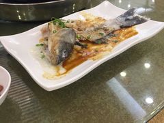-一品美食城(石碣序伦小学店)