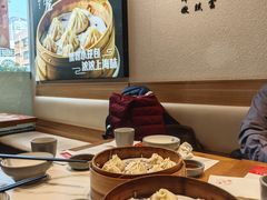 -馋三尺蟹粉小笼(人民广场店)