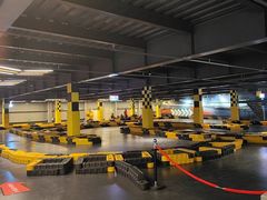 -极限PLAY运动娱乐新世界·团建派对潮玩休闲馆·室内蹦极高空游乐园
