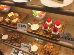 -猫的天空之城概念书店(杭州南宋御街店)