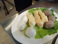 -胡须佬鸡煲四季火锅店(石厦西村直营店)