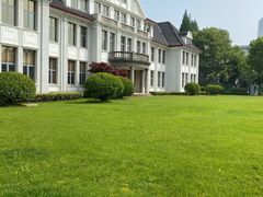 -复旦大学光华楼