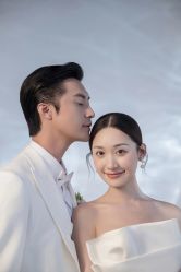 -樱花婚纱摄影