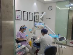 -雅悦齿科(顾村公园店)