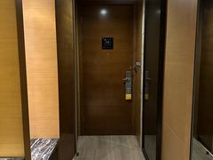 -天津梅江中心皇冠假日酒店