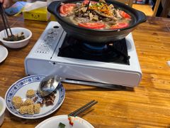 -乡土特色.冷锅鱼.牦牛肉汤锅