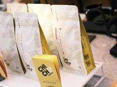 -彳亍咖啡·这里(水湾路店)