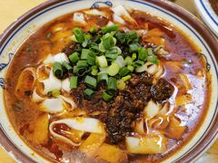 -雷祖芳老妈蹄花店