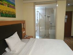 -汉庭(上海虹桥机场新店)