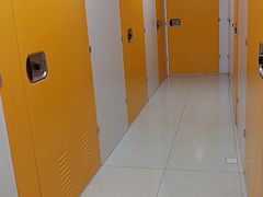 -安东易迷你自助仓储寄存仓库(杨浦店)