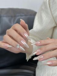 -M·X Nail日式美甲美睫