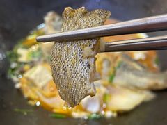 -老刘生态大鱼坊铁锅炖鱼(赛马场店)