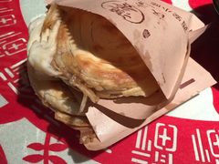 一口香肉夹馍-汉唐宴长安食府