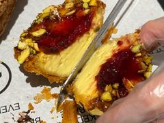 -HOT CRUSH趁热集合·现烤面包(环球港店)