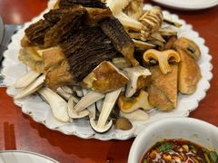 -菌之家·专业纯野生菌火锅·特色炒菌
