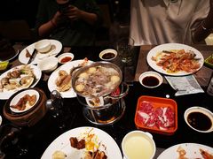 -大中华希尔顿酒店-念自助餐·嗨啤·小龙虾
