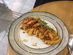 南洋大虾龙利鱼宽面-HELLO 27 意面·沙拉·帕尼尼