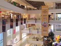 -LuOne凯德晶萃广场(徐家汇路店)