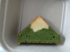 小山丘抹茶磅蛋糕-研途咖啡馆(健康路店)