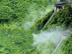 -鹿院坪生态旅游景区
