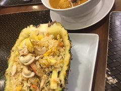 菠萝饭-Shoshana restaurant