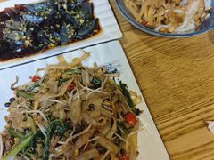 -牛八宝桂林米粉(八里庄店)